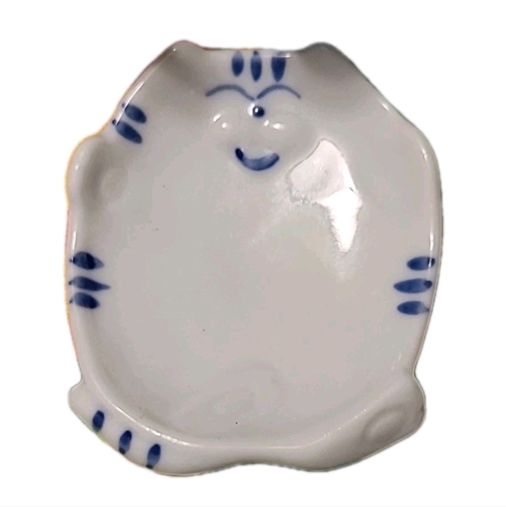 Vintage Japan Belly Up Happy Grumpy Cat 3" Trinket Dish Art Pottery Hand Painted